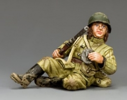 RA074 Female soldier reloading RA074 Female soldier reloading